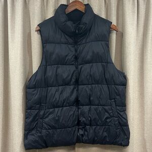 Old Navy Quilted Black Vest